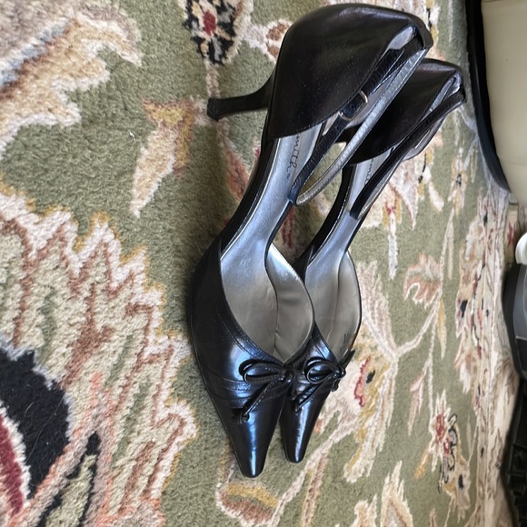Barely used Dinner / Dress Shoes - Picture 4 of 5